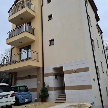 Cozy With Balcony София